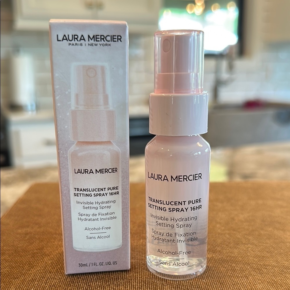 NIB•Laura Mercier Translucent Pure Setting Spray